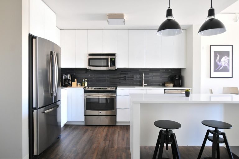 Modern kitchen with breakfast counter